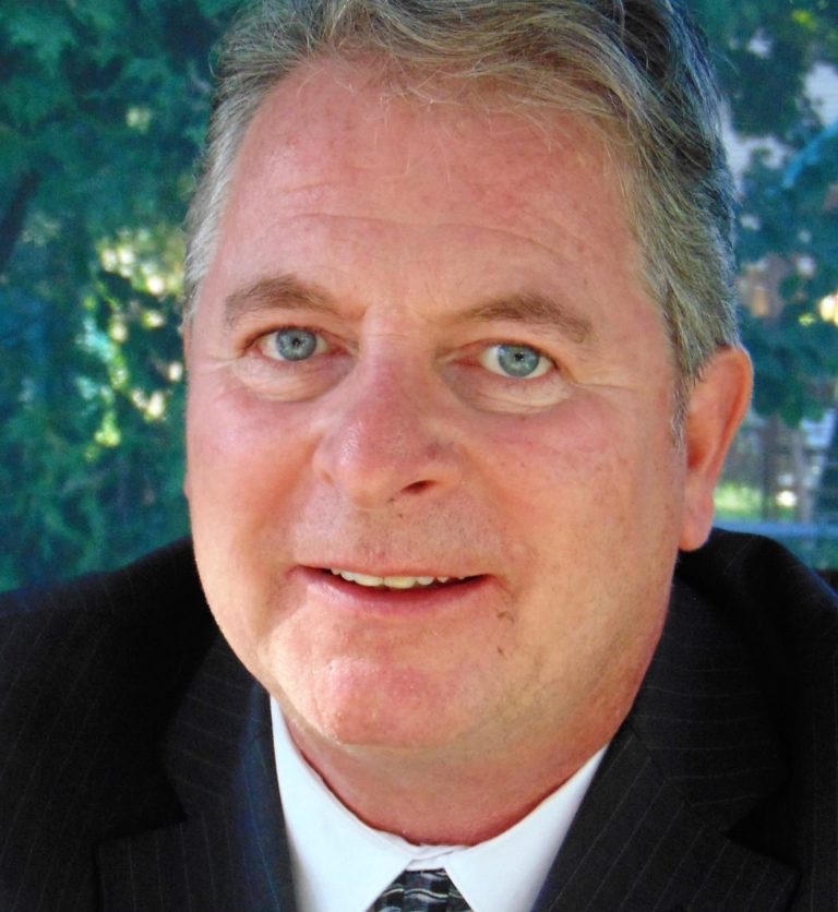 Mike Lynch Real Estate in Toronto & Durham.